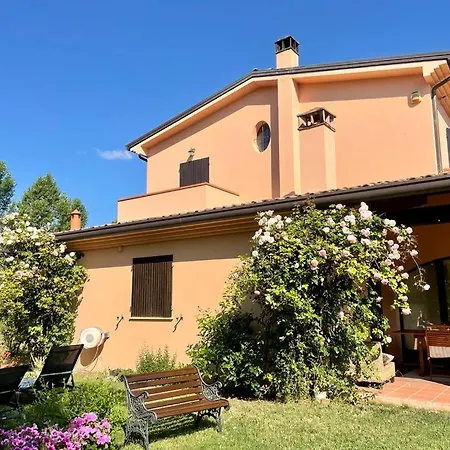 Oda ve Kahvaltı Rosaverde