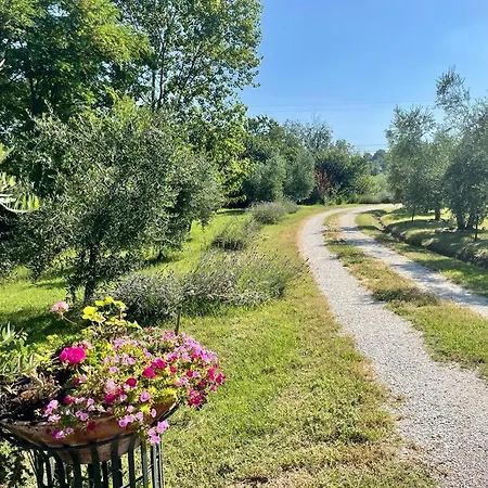 Rosaverde לינה וארוחת בוקר 3*